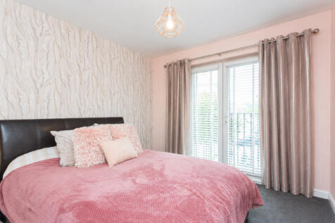 Preston, PR2 - property photo