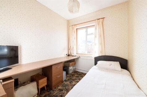 6 Bearton Avenue-08.jpg