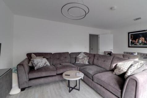 Larwood Drive, Stevenage photo 5