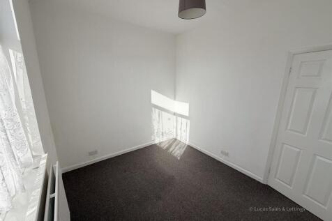 10 Edward Road Kettering-07.jpg