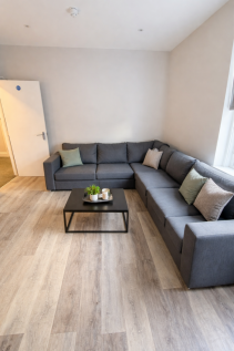 First Second And Third Floor Maisonette, Whiteladies Road, Clifton, Bristol, Bristol City photo 3