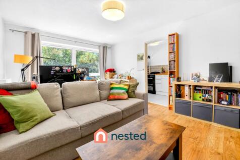 Living For Sale 1 Bedroom Flat Eskmont Ridge Crystal Palace SE19 Nested Estate Agents www.steele.london