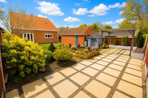 GARDEN 1
