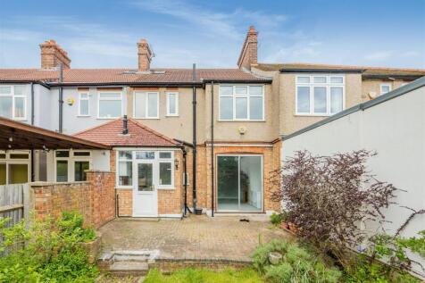 SANDBOURNE AVENUE.jpg