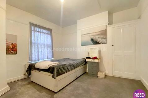 Glenwood Avenue, Westcliff On Sea photo 4