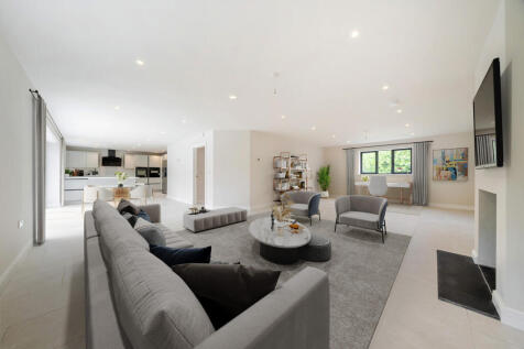 Open Plan Sitting Room / Dining / Family Kitchen
