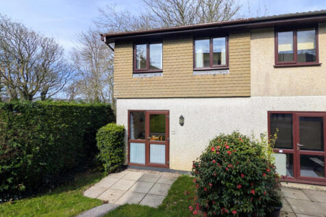 3 Bedroom End of Terraced House for Sale