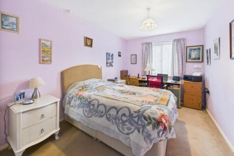 CAM02545G0-PR0435-STILL006