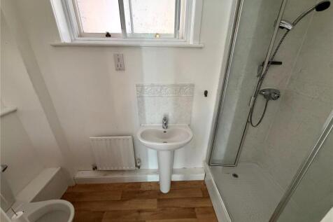 Bedroom Two En-Suite