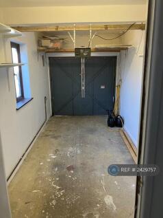 Gr Fl - View From Utility Into Garage