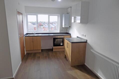 Flat 10 Mana House, Lordens Hill, Dinnington photo 4