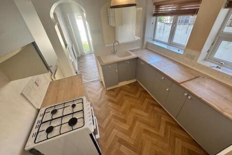 14 st johns new pic kitchen main.jpg