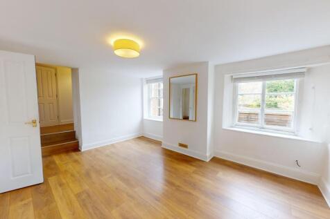 Manor Court, High Street, Kidlington, Oxfordshire photo 3