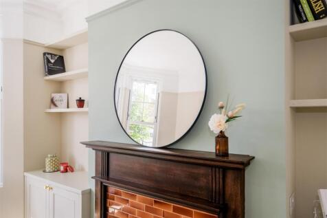 169 Peterborough Road furnished-3.jpg