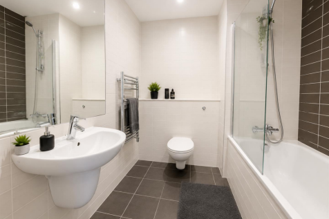 bATHROOM.png