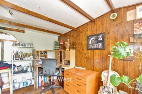 Workshop/Outbuildings