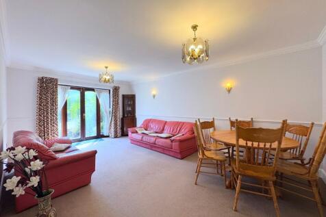 Reception/dining area