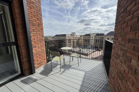 Flat 83, 3 Joseph Huntley Walk, Reading photo 3