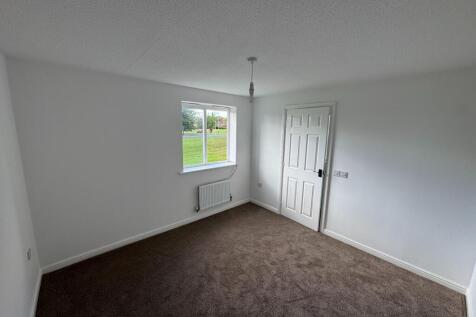 Merlin Court, Newton Aycliffe photo 5