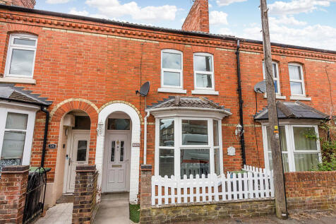 Rushden, NN10 - property photo