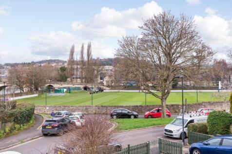 9 Spring Crescent, Widcombe, Bath BA2 4HZ-15.jpg