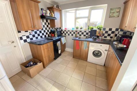Kitchen.JPG