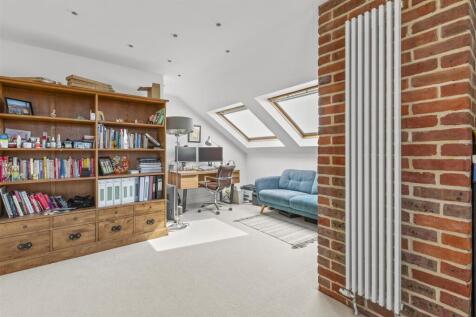 Greystone, Valley Road, HP14 4PF-1.jpg