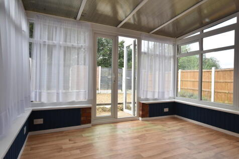 17 Briarswood, New Rhosrobin, Rhosrobin, Wrexham LL11 4PX photo 5