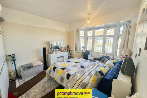 St. Augustine Avenue Luton LU3 1QD photo 5