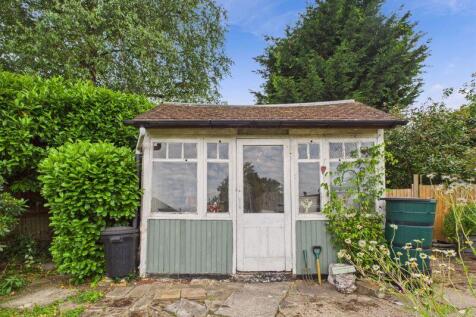 SUMMERHOUSE