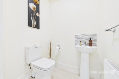 CAM05058G0-PR0174...