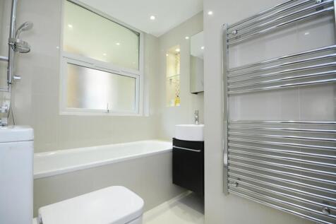 62BC bathroom 12.jpg