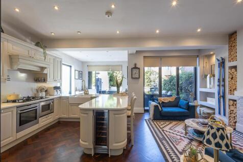 Kitchen/Family Room