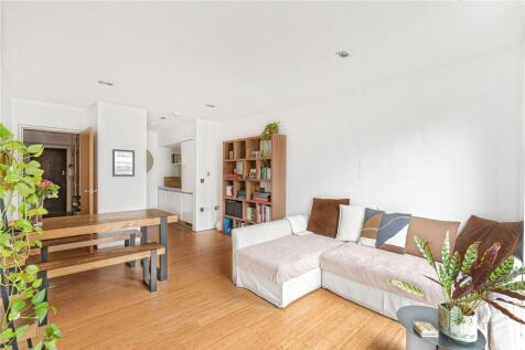Reception/Kitchen