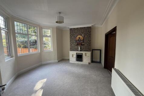 Lounge 1