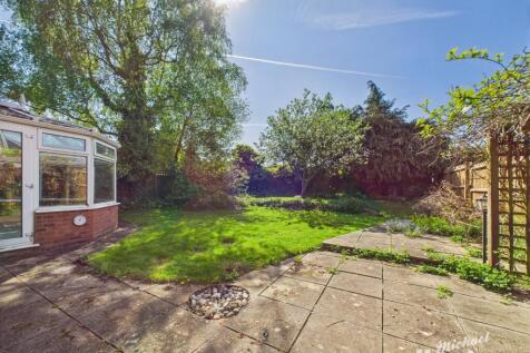 CAM03218G0-PR0625-STILL015