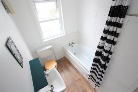 9 Carnarvon Lodge Bathroom