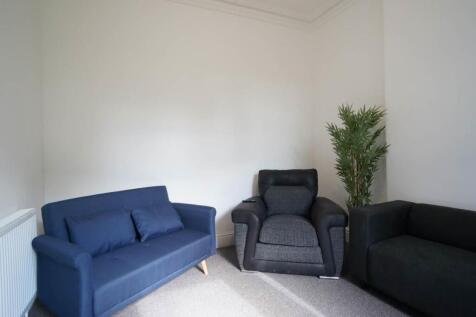 16RegentSt_living1.1.JPG