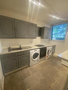 Two double bedroom split-level maisonette