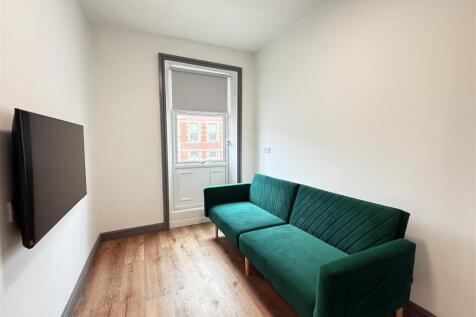 49B, Holyhead Road, Bangor photo 3