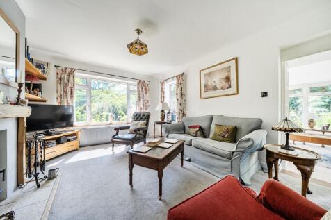 Sitting / Dining Room