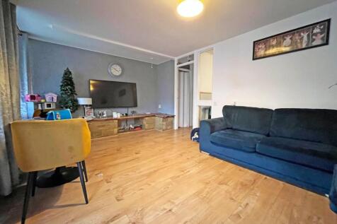 Lounge1.jpg