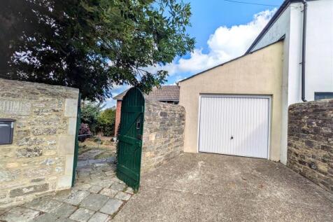 Driveway &amp; Garage