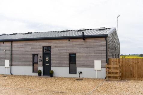 Oakham, LE15 - property photo