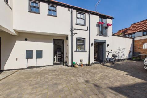 2 Bedroom End Terrace House - For Sale