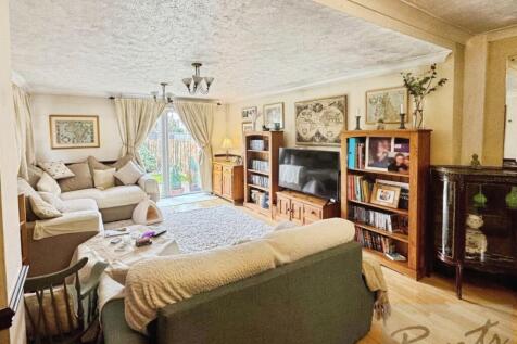 Ransome Crescent, Gainsborough, Ipswich, IP3 photo 4