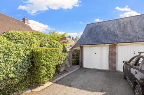 Garage/Parking
