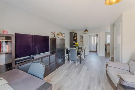 Living Room / Dining Room