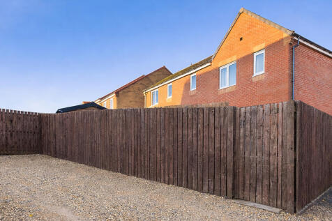 Dewhirst Close - Driveway