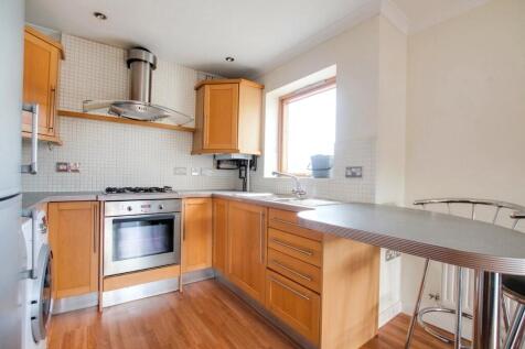 Lion Court, Great Knollys Street, Reading, Berkshire, RG1 photo 4